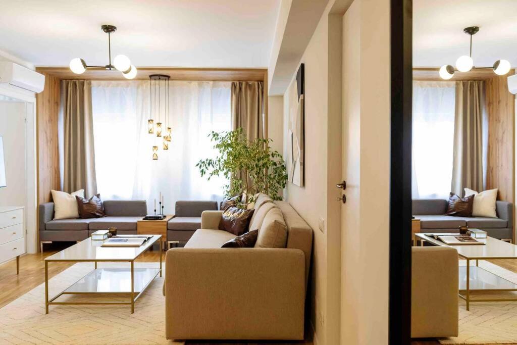 Appartement Stunning Views 2Br Intercontinental Flat à Bucarest Extérieur photo