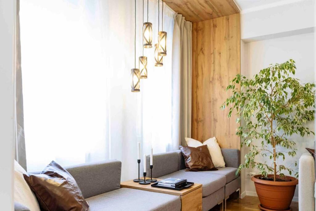 Appartement Stunning Views 2Br Intercontinental Flat à Bucarest Extérieur photo