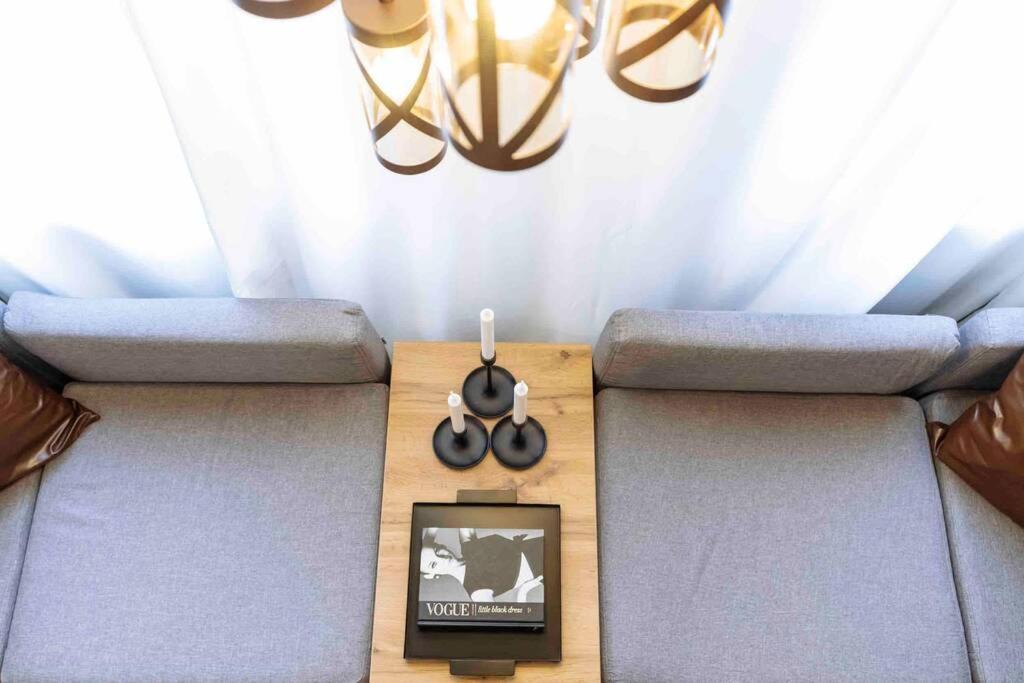 Appartement Stunning Views 2Br Intercontinental Flat à Bucarest Extérieur photo