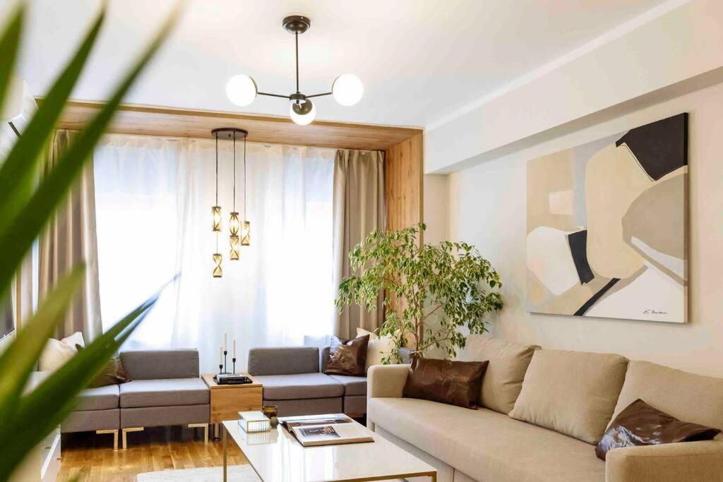 Appartement Stunning Views 2Br Intercontinental Flat à Bucarest Extérieur photo