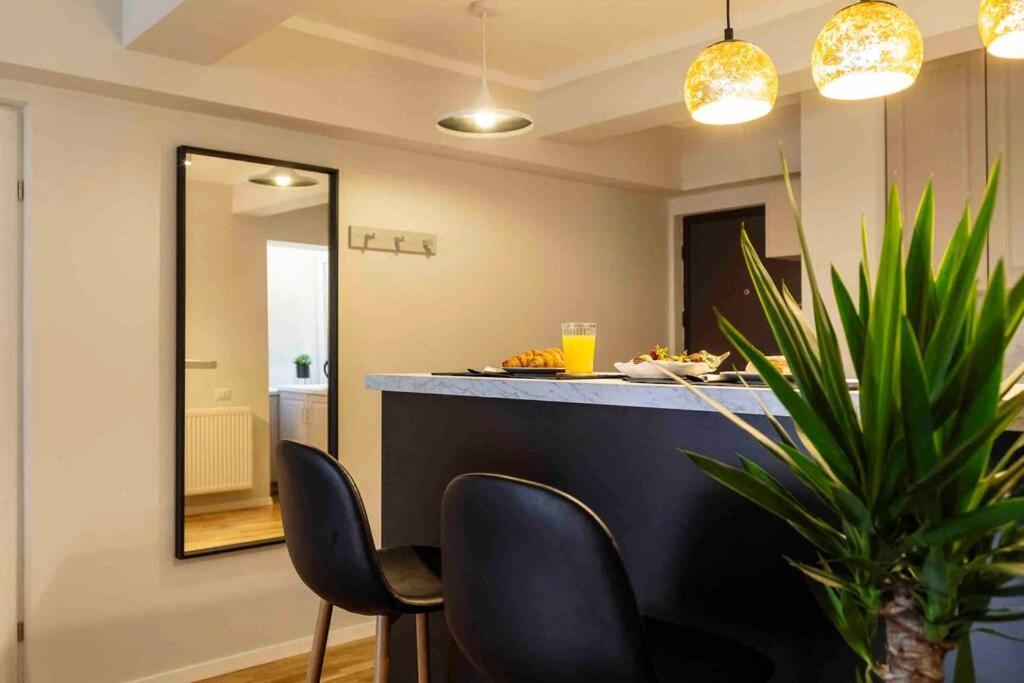 Appartement Stunning Views 2Br Intercontinental Flat à Bucarest Extérieur photo